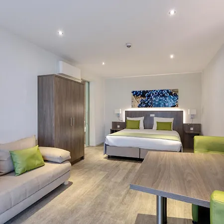 De Linden Hotel 3*